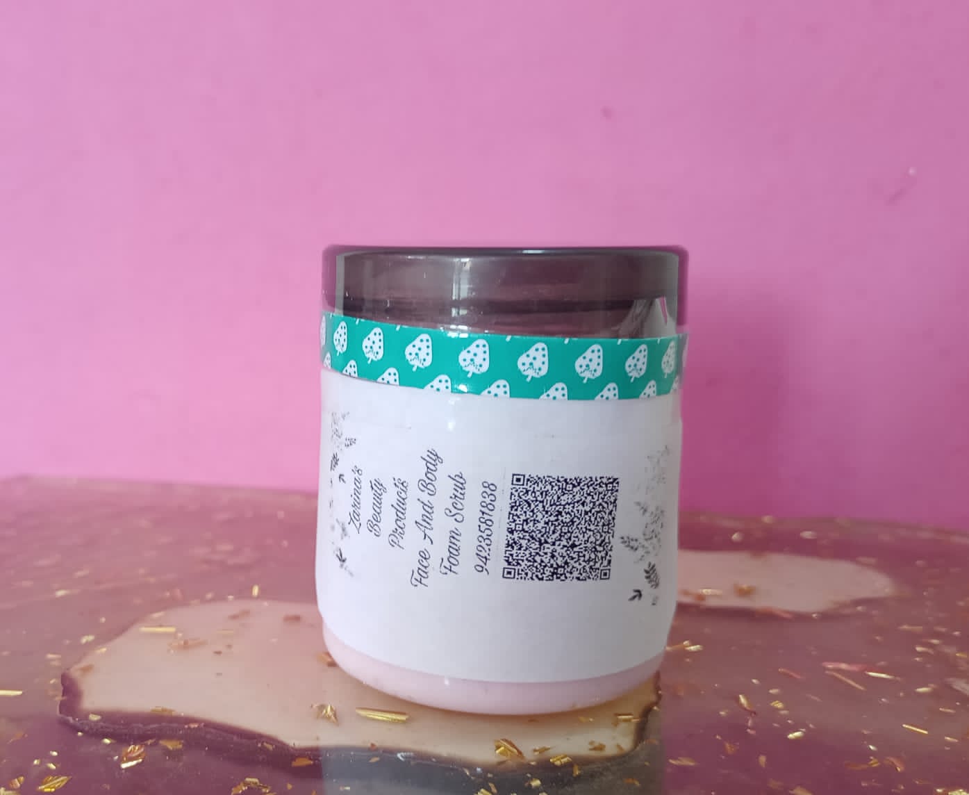 Strawberry Foam Creamy Face and Body Scrub